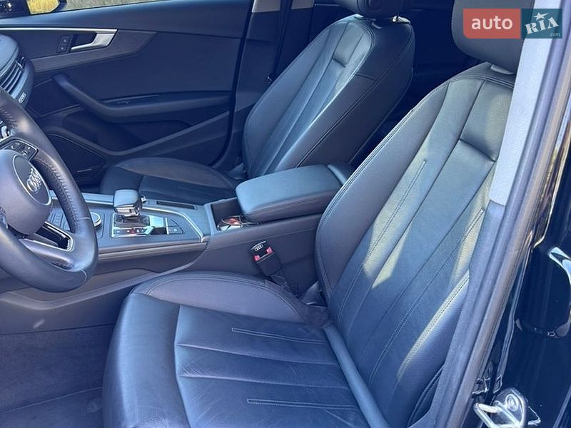 Седан Audi A4 2017 в Києві