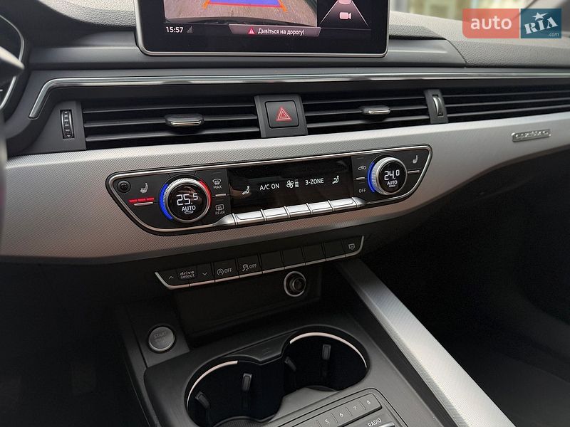 Седан Audi A4 2016 в Шептицькому