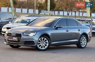 Седан Audi A4 2018 в Кривом Роге