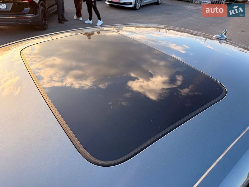 Седан Audi A4 2018 в Кривом Роге