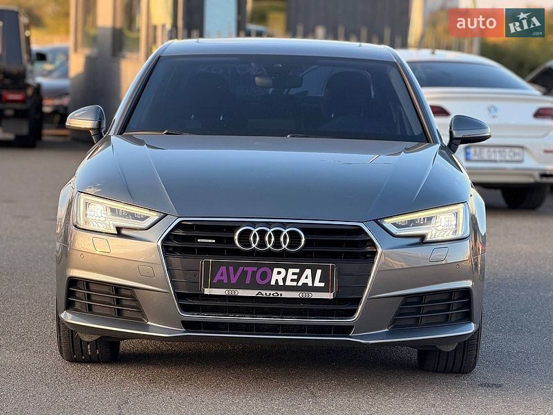 Седан Audi A4 2018 в Кривом Роге
