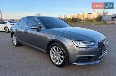 Седан Audi A4 2018 в Кривом Роге