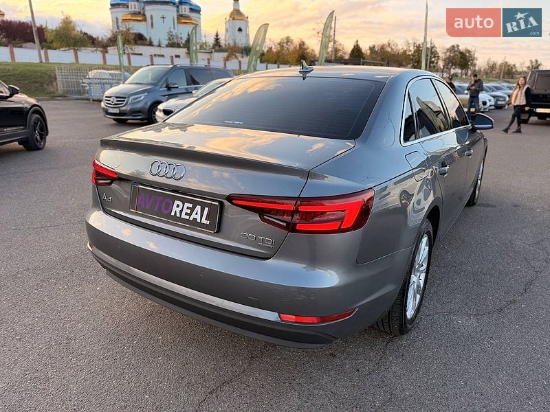 Седан Audi A4 2018 в Кривом Роге