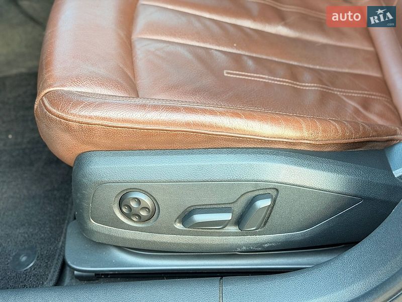 Седан Audi A4 2018 в Кривом Роге