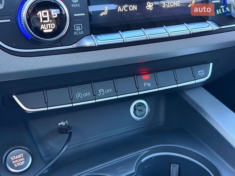Седан Audi A4 2018 в Кривом Роге