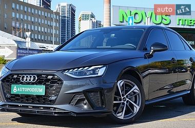 Седан Audi A4 2022 в Киеве