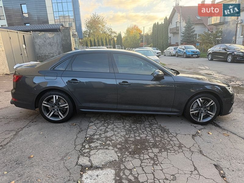Седан Audi A4 2017 в Львове