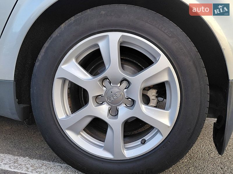 Седан Audi A4 2002 в Харькове