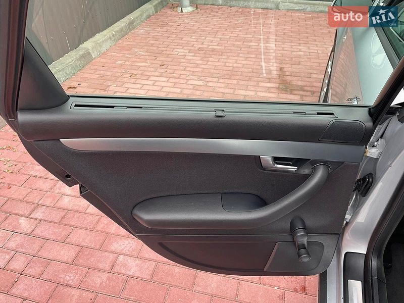 Седан Audi A4 2005 в Чернігові