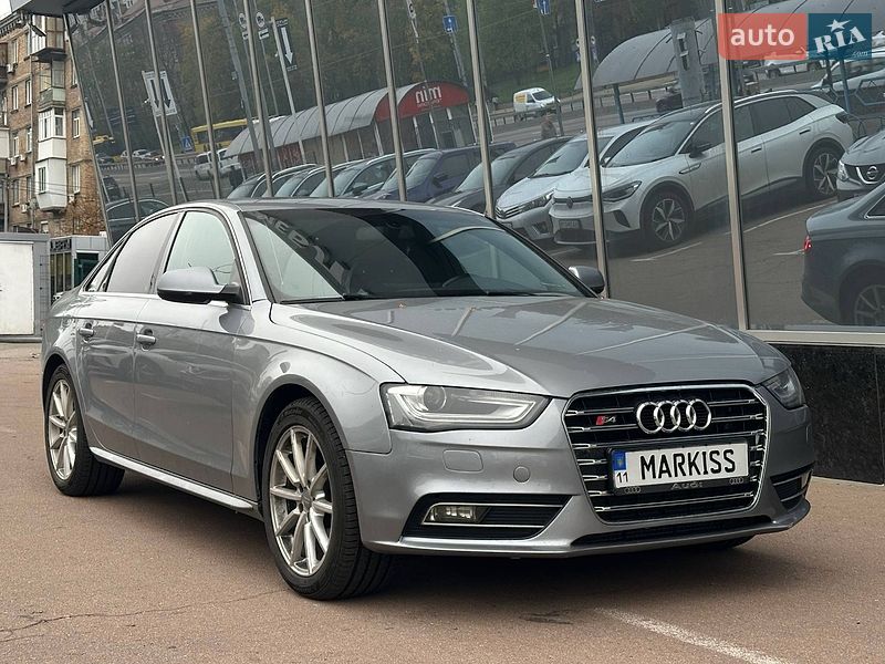 Audi A4 2015
