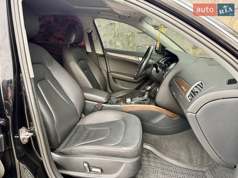 Седан Audi A4 2013 в Харькове