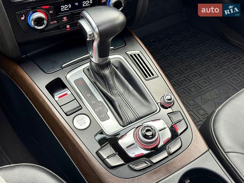 Седан Audi A4 2013 в Харькове