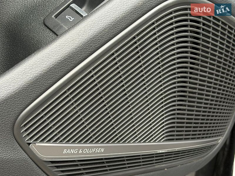 Седан Audi A4 2024 в Києві
