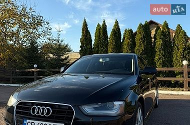 Седан Audi A4 2015 в Чернигове