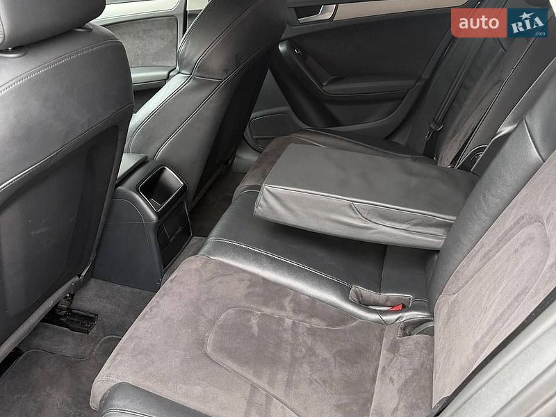 Седан Audi A4 2013 в Броварах