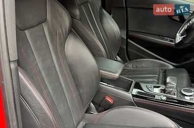 Седан Audi A4 2018 в Киеве