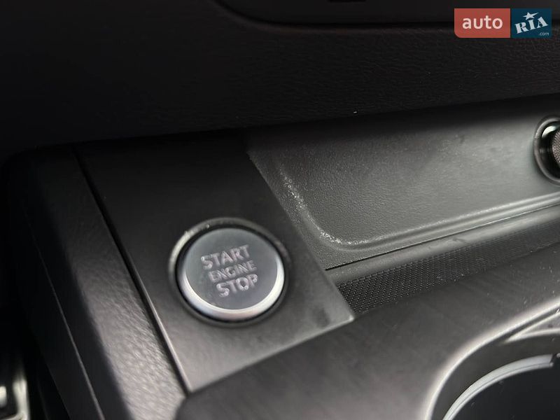 Седан Audi A4 2016 в Києві