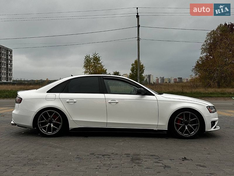 Седан Audi A4 2014 в Буче
