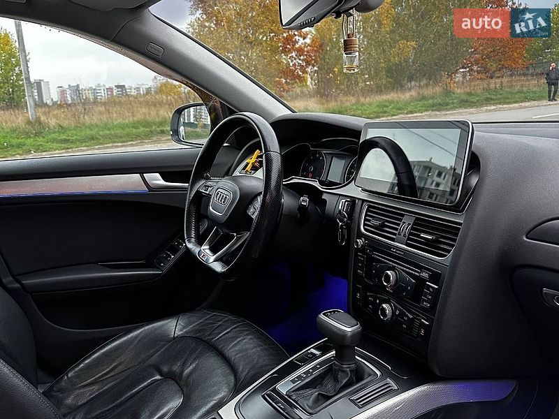 Седан Audi A4 2014 в Буче