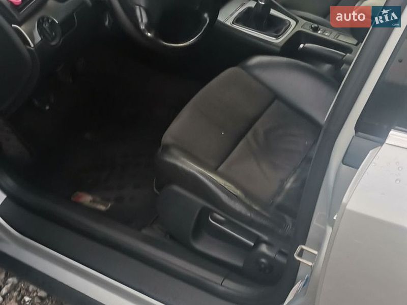 Универсал Audi A4 2002 в Буске
