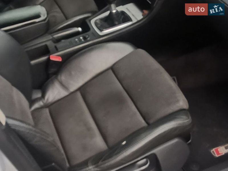 Универсал Audi A4 2002 в Буске