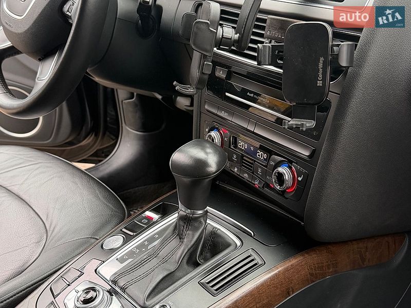 Седан Audi A4 2012 в Шептицькому