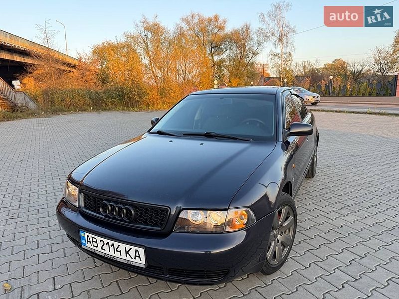 Седан Audi A4 1997 в Дрогобичі