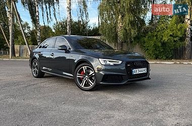 Седан Audi A4 2015 в Первомайске