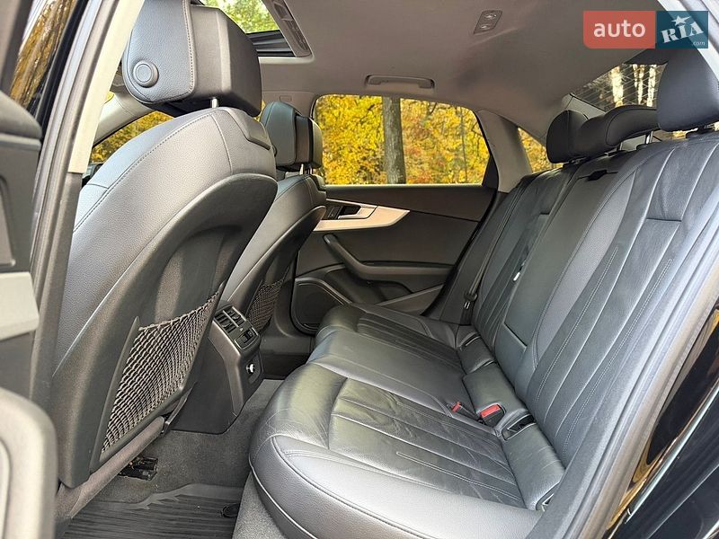 Седан Audi A4 2016 в Радивиліві