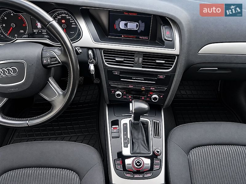 Универсал Audi A4 2014 в Киеве