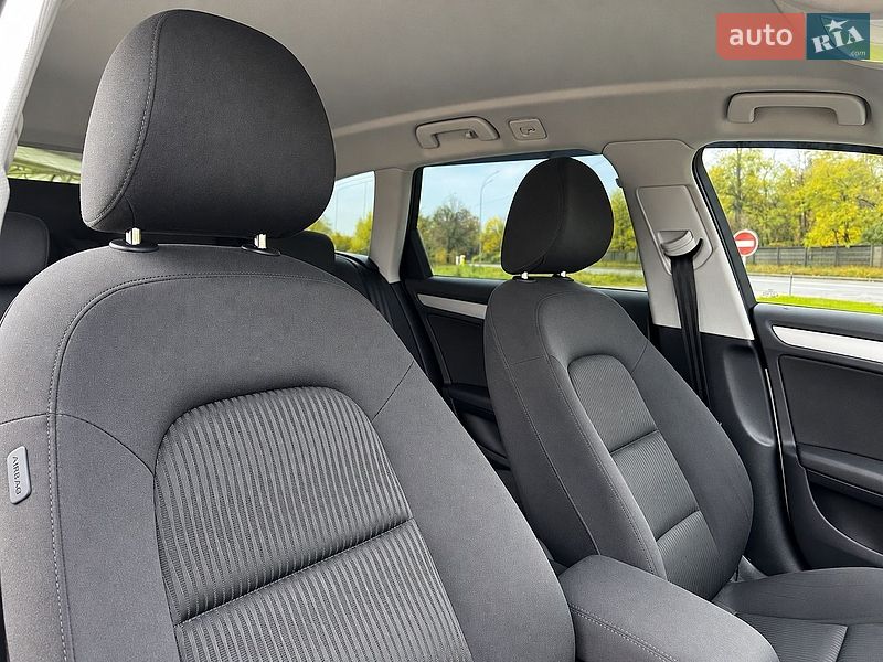 Универсал Audi A4 2014 в Киеве