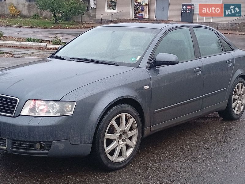 Седан Audi A4 2001 в Первомайске