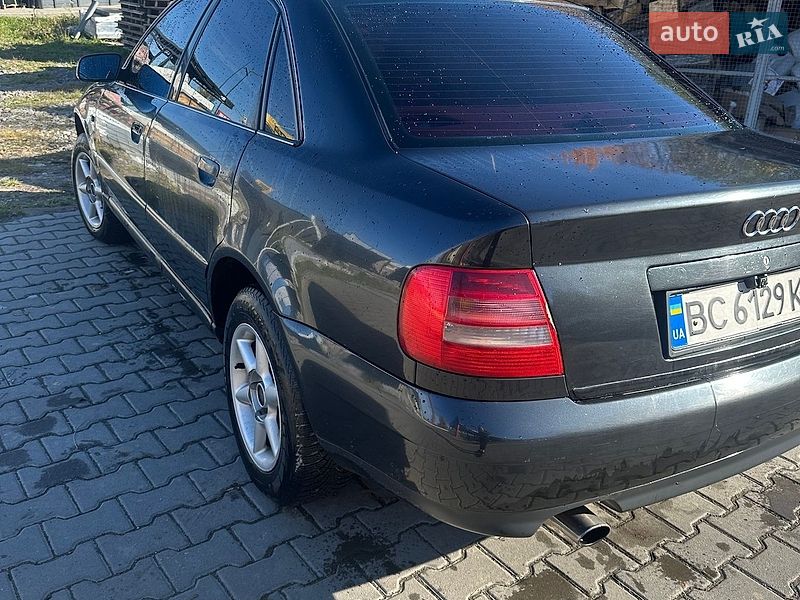 Седан Audi A4 1999 в Бориславі