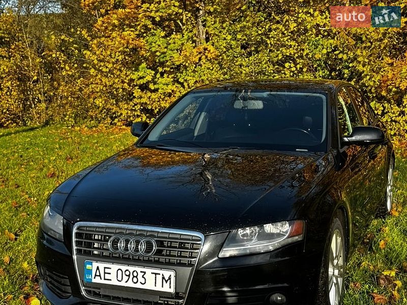 Седан Audi A4 2011 в Кривом Роге