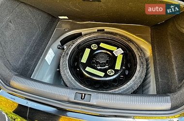 Седан Audi A4 2011 в Кривом Роге