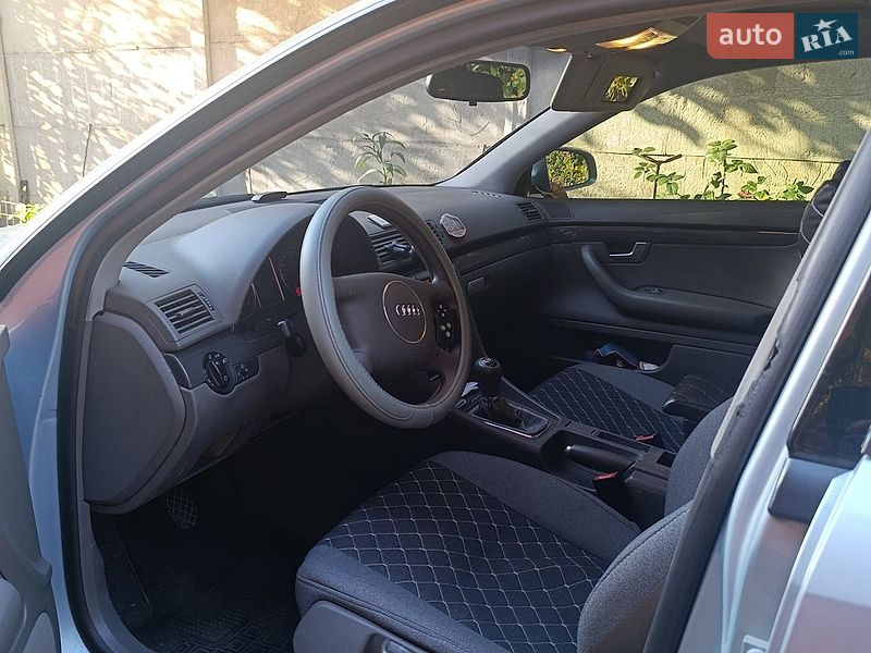 Седан Audi A4 2002 в Полтаве