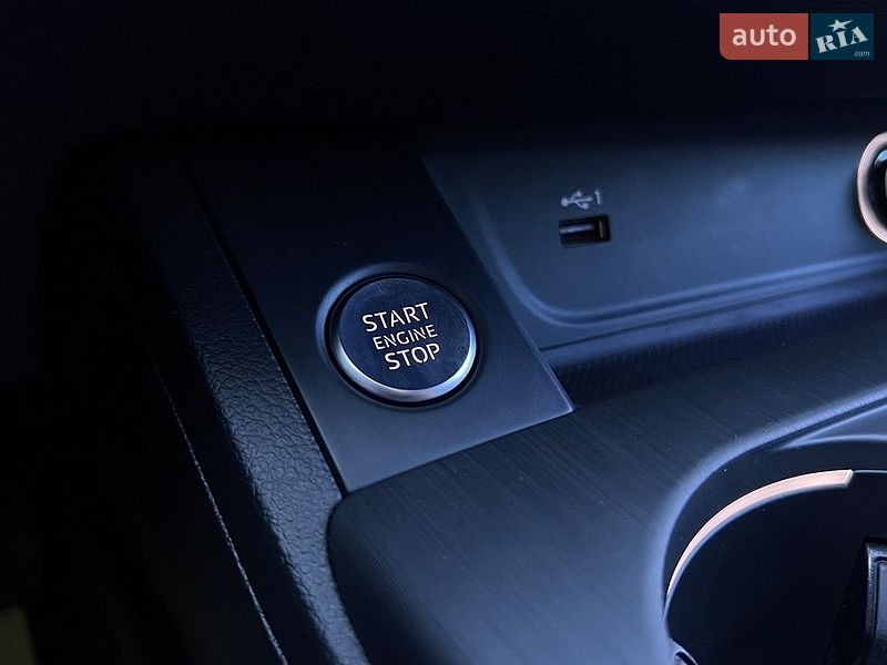 Седан Audi A4 2017 в Львове фото 26 Седан Audi A4 2017 в Львове