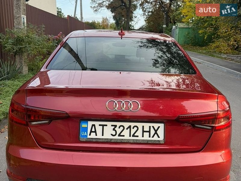 Седан Audi A4 2018 в Дніпрі
