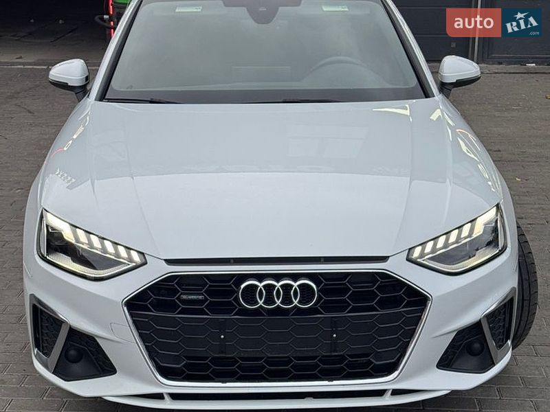 Audi A4 2020