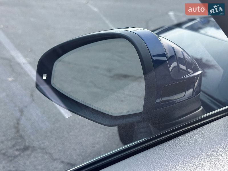 Седан Audi A4 2019 в Киеве
