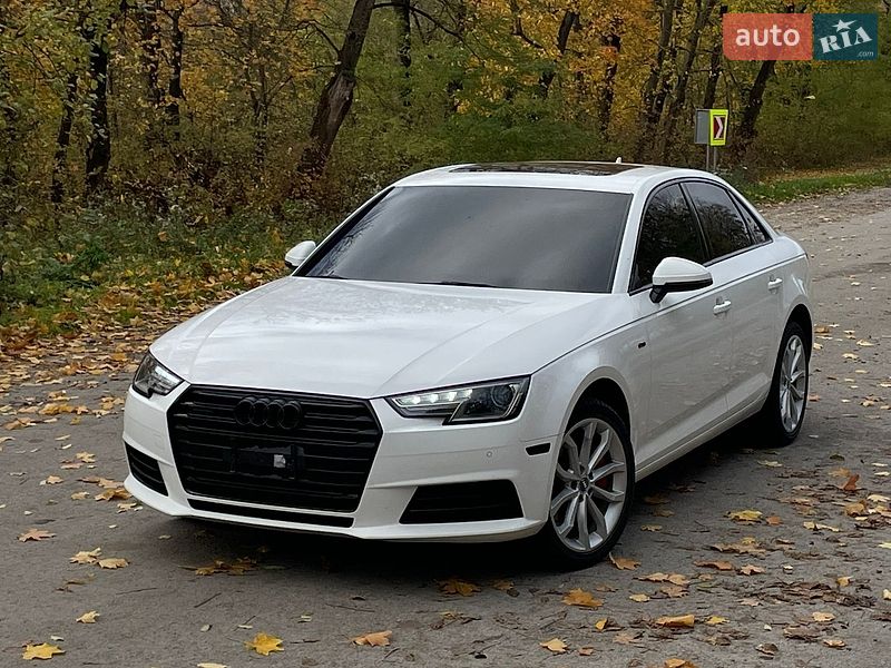 Седан Audi A4 2016 в Тернополі