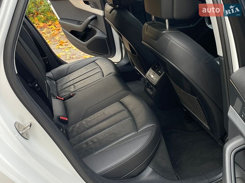 Седан Audi A4 2016 в Тернополі