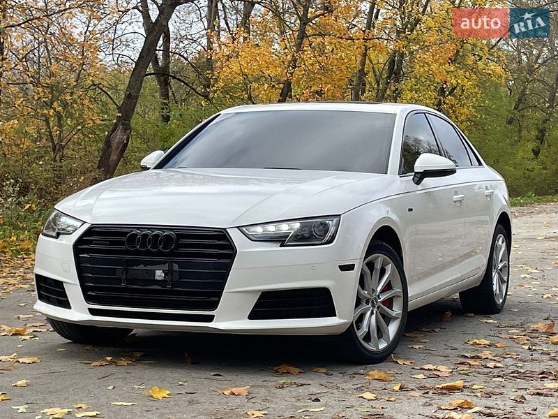 Седан Audi A4 2016 в Тернополі