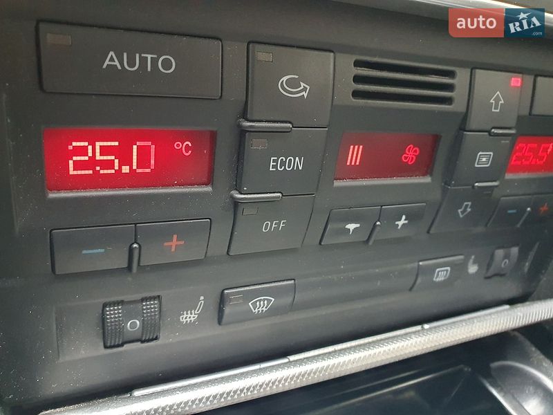 Универсал Audi A4 2005 в Киеве