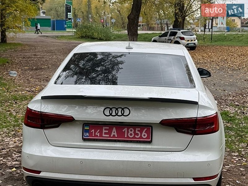 Седан Audi A4 2017 в Киеве фото 10 Седан Audi A4 2017 в Киеве