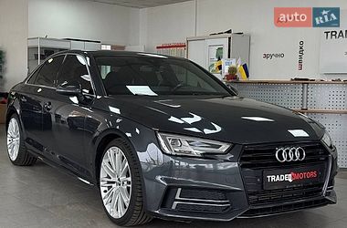 Седан Audi A4 2017 в Киеве