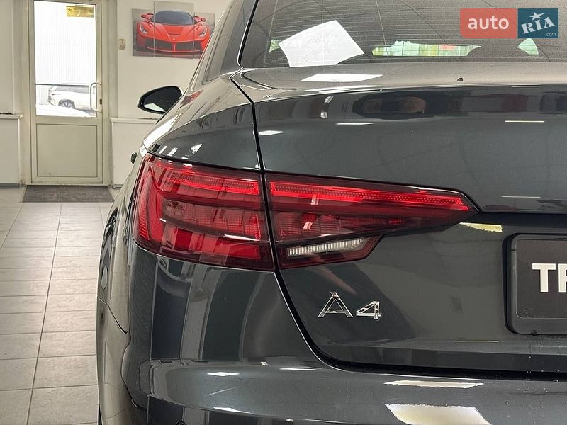 Седан Audi A4 2017 в Києві