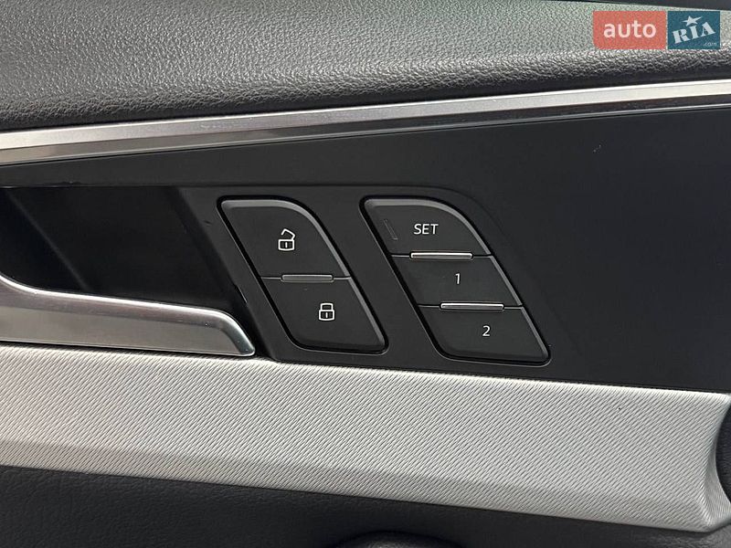 Седан Audi A4 2017 в Києві