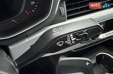 Седан Audi A4 2017 в Києві