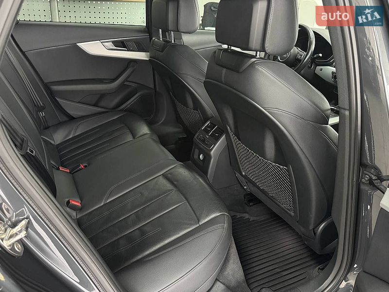 Седан Audi A4 2017 в Києві